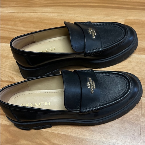 Coach Women's Leather platform Leather Slip-On Loafers 6.5 - Picture 10 of 11